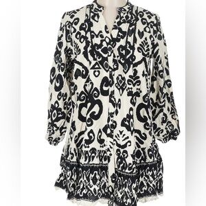 Zara Women Dress - long sleeve- Above knee.